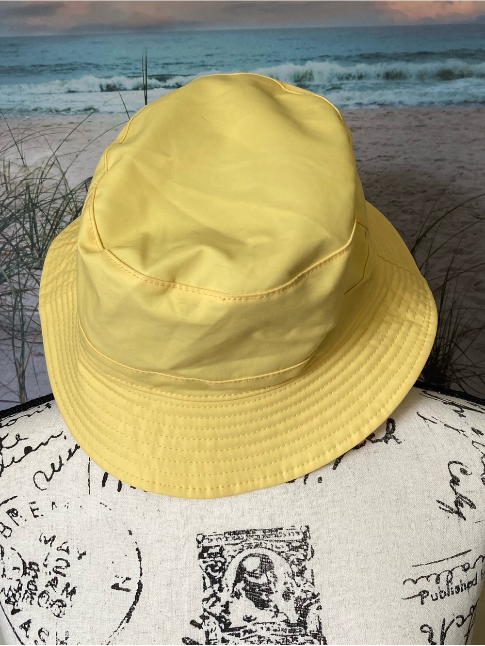 L.L. Bean reversible cotton yellow with navy blue anchor pattern bucket/sun hat